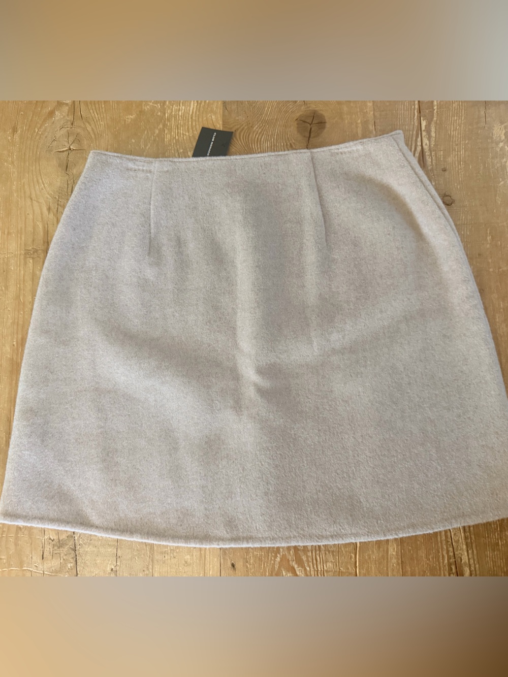 BNWT Club Monaco Classic Women's beige Wool Blend Skirt